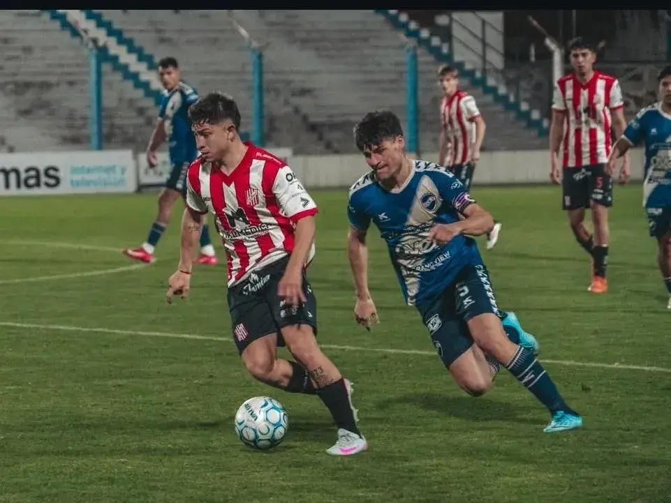 Emapte en cero entre el Lobo y el León en el inicio de la fecha 2 del Clausura liguista. Foto: Club 9 de Julio
