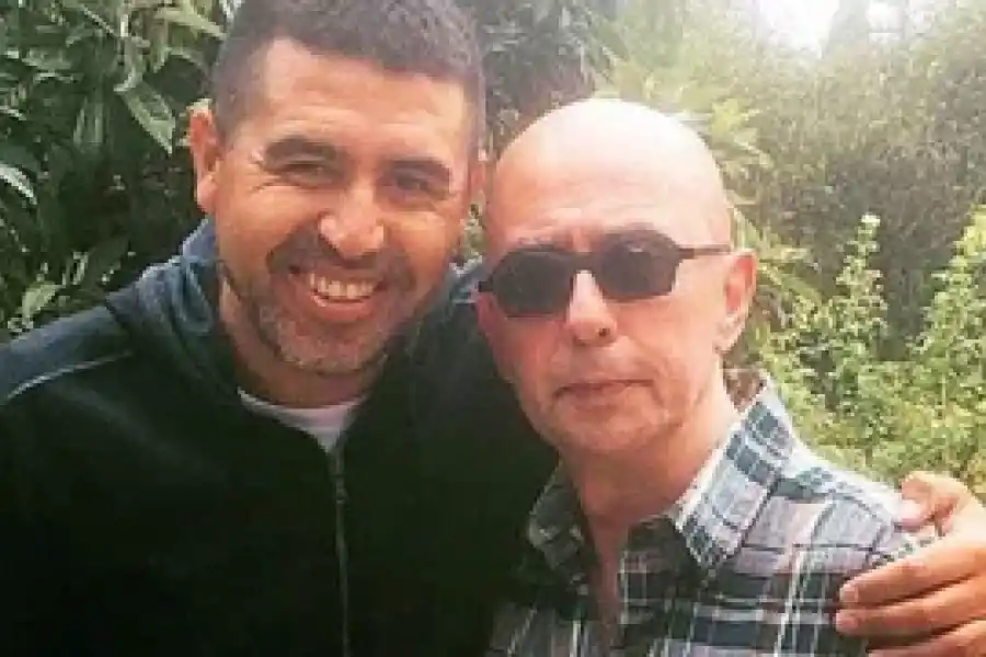 Del Indio Solari a Riquelme: "Quiero apoyarte en esta campaña desleal que te están haciendo"