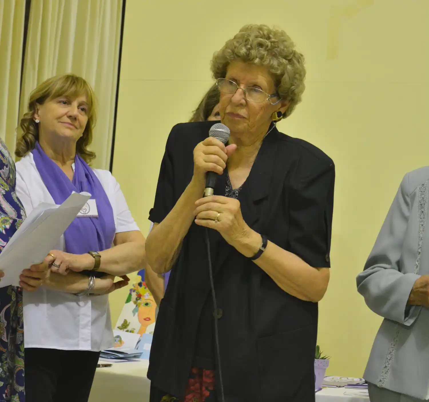 Reconocimiento a Teresita de Berns: A sus 80 años la docente jubilada dejó su función de apoderada legal de la Escuela Privada San José