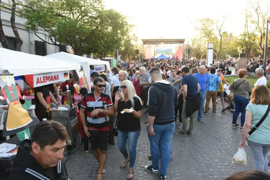 Por las lluvias, la Fiesta de las Culturas cambió de lugar en Rafaela: dónde y a qué hora se realizará