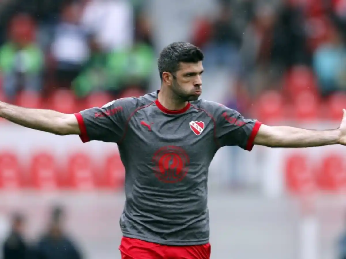 Gigliotti renovó contrato con el “Rojo”