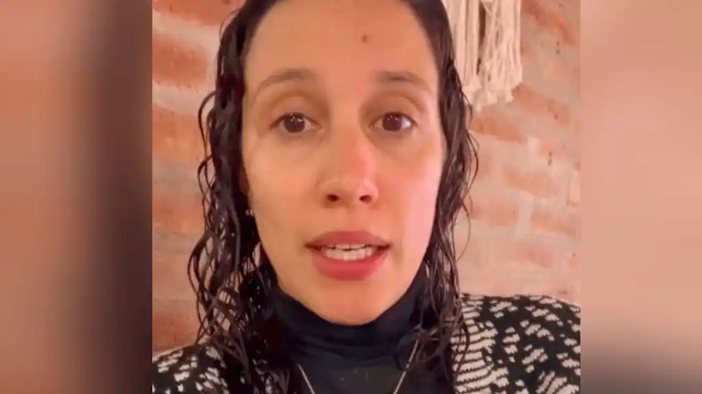 Una cantante santafesina expuso que le pusieron "algo" en la bebida durante una salida y su cerebro se "apagó"