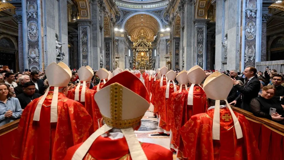 Cardenales oraron «por la UNIDAD de la IGLESIA» antes del  encierro del cónclave (+Video)