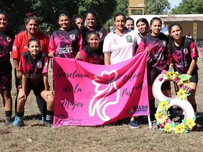 Torneo en Mojón de Fierro por
el Día Internacional de la Mujer