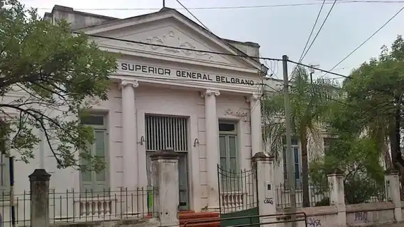 La secundaria de jóvenes y adultos Nº 42 recolecta alimentos para quienes más lo necesitan