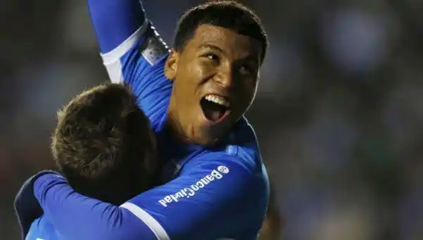 Roger Martínez: “Me quiero ir ahora de Racing, sea donde sea”