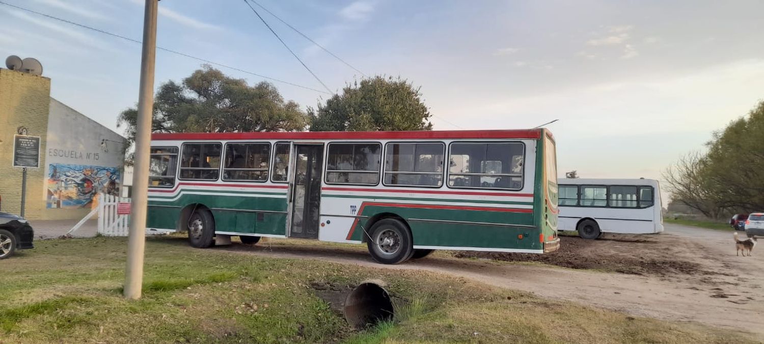 Docentes rurales exigieron soluciones al transporte que "se enfoquen en los alumnos y no en un recorte"