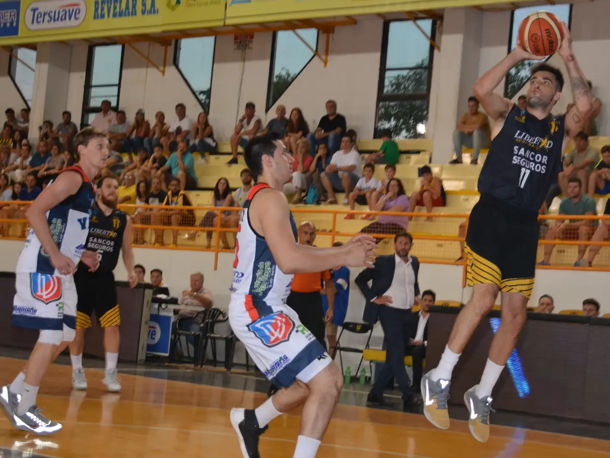 Barovero campeón con Libertad