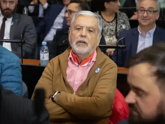 Ordenan la detención de Julio De Vido tras la confirmación de su condena por la Tragedia de Once