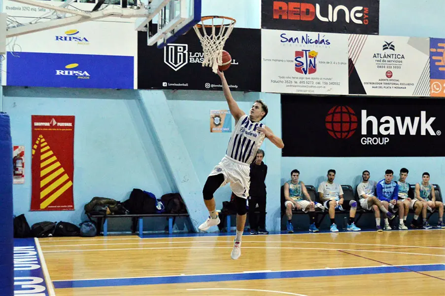 Rivadavia primer finalista en el Básquetbol local