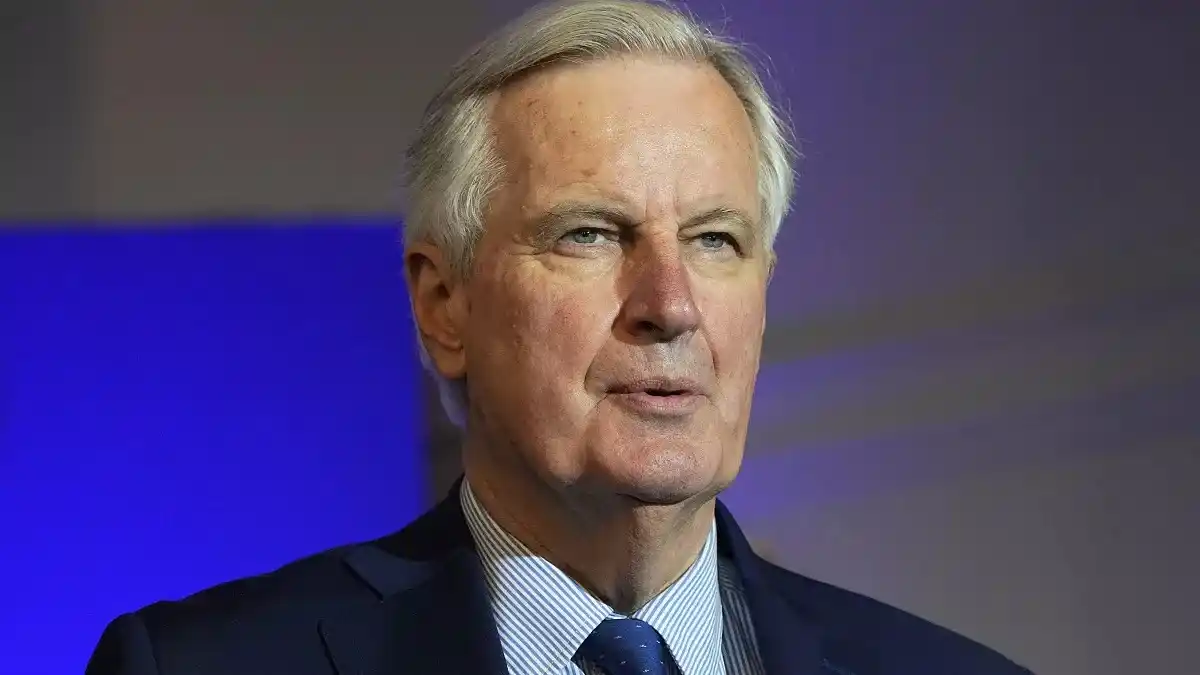 Macron nombró a Barnier como primer ministro y se agitó la política en Francia