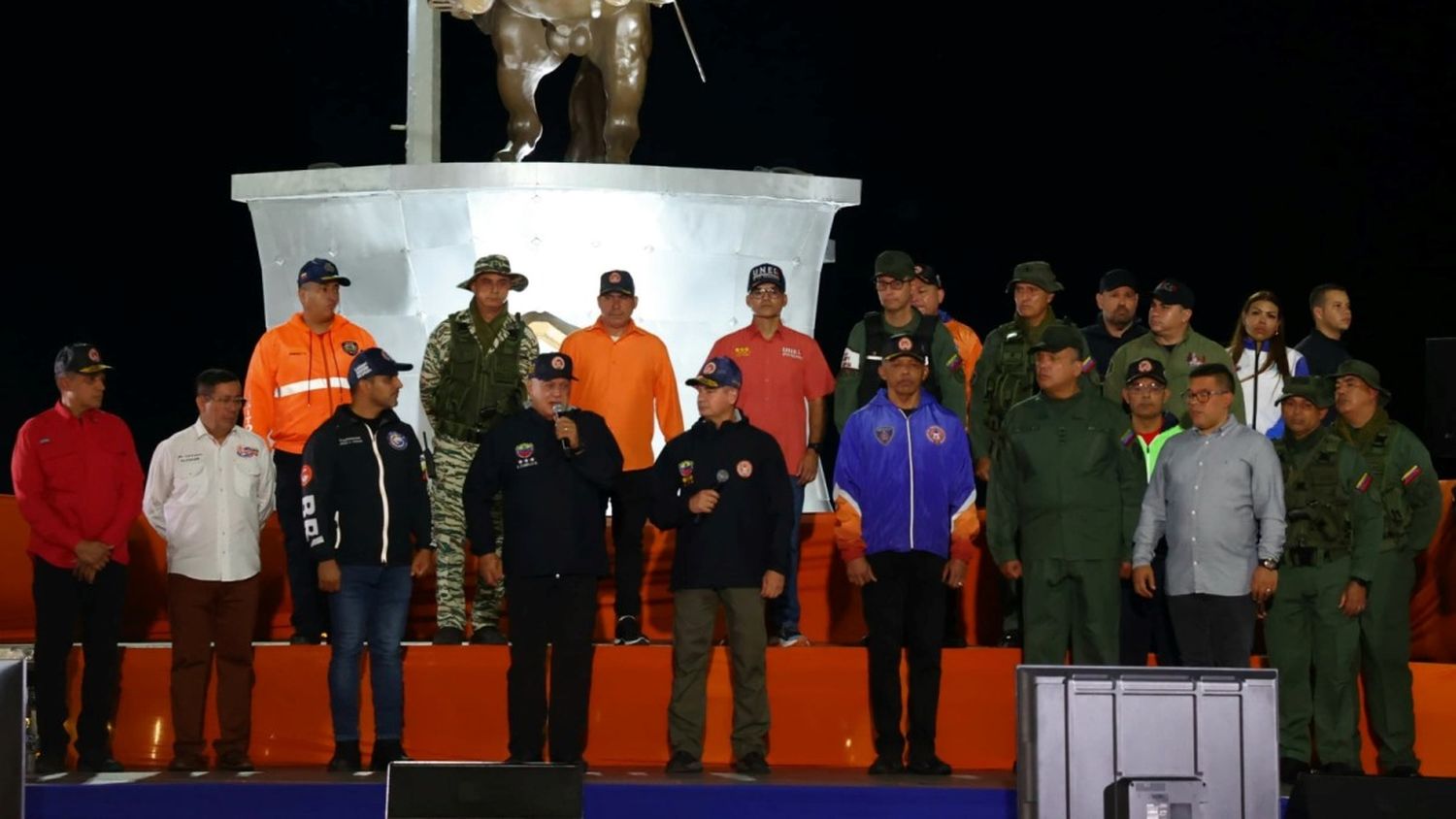 “O LOS QUITAN O LOS QUITAN” advierte Diosdado Cabello sobre los retos en TikTok