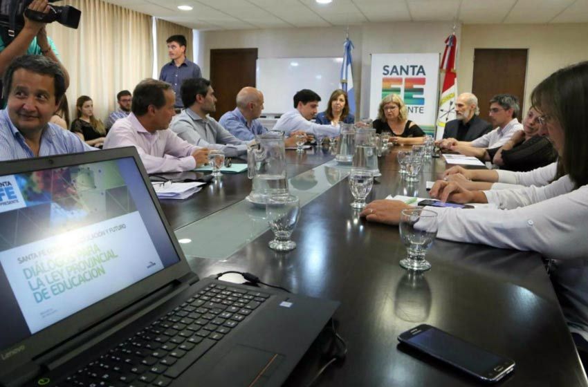 Evaluaron la futura Ley de Educación Provincial