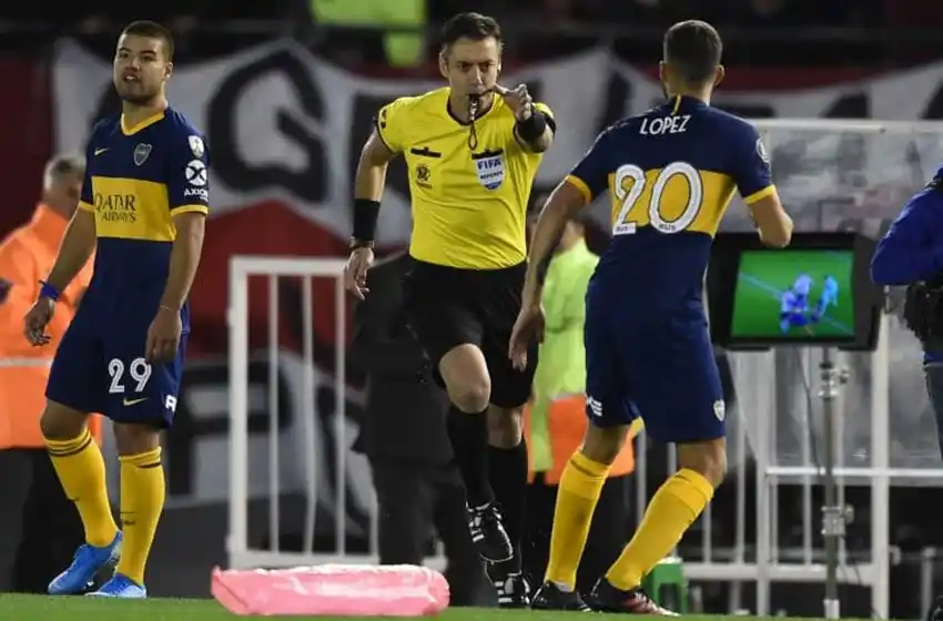 CONMEBOL difundió los audios del VAR en las polémicas