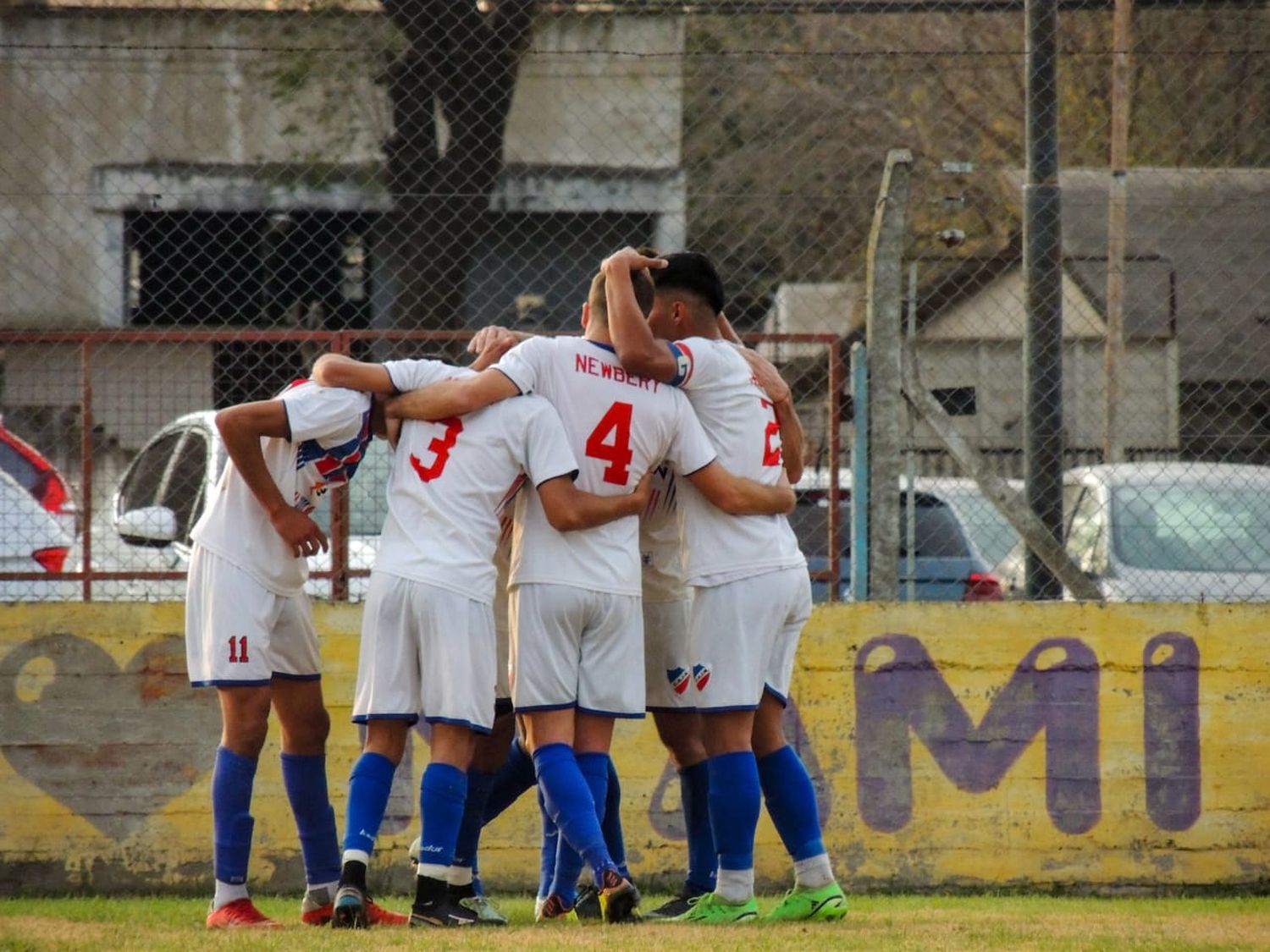 Newbery goleó a General Belgrano y cortó la racha negativa como local