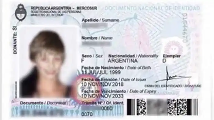 Autorizan que un niño lleve el apellido de su madre y no el de su padre femicida