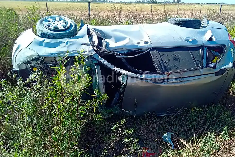 Fuerte accidente de una familia sunchalense que volvía de Villa Carlos Paz