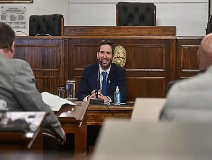 Bagnat solicitó a Muller por la secundaria en Rincón del Doll