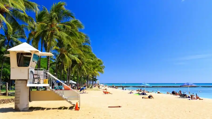 Playas, paisajes y cultura hawaiana