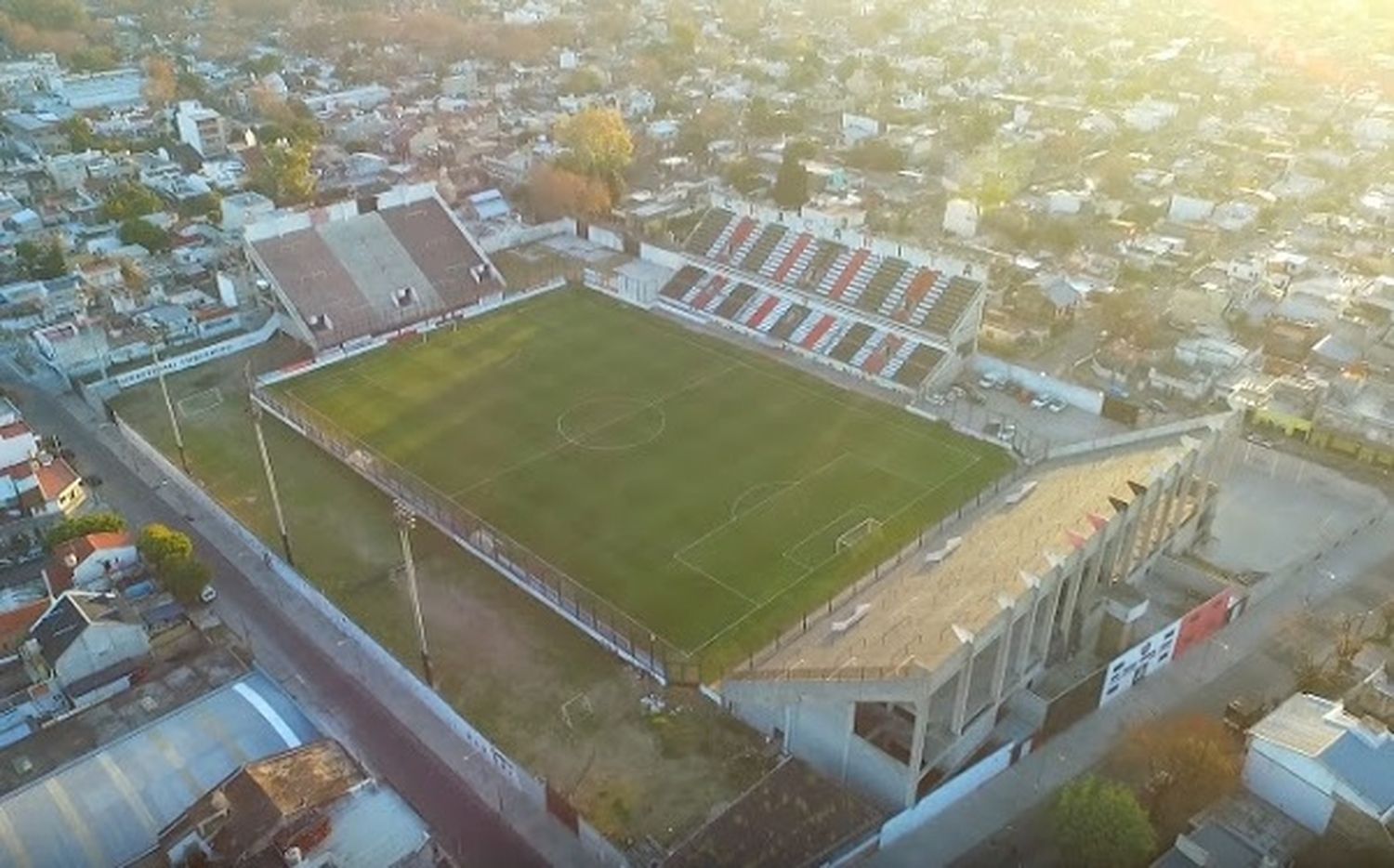 La Provincia dispuso un impresionante operativo de seguridad para el clásico de la B entre Chacarita y Tigre 