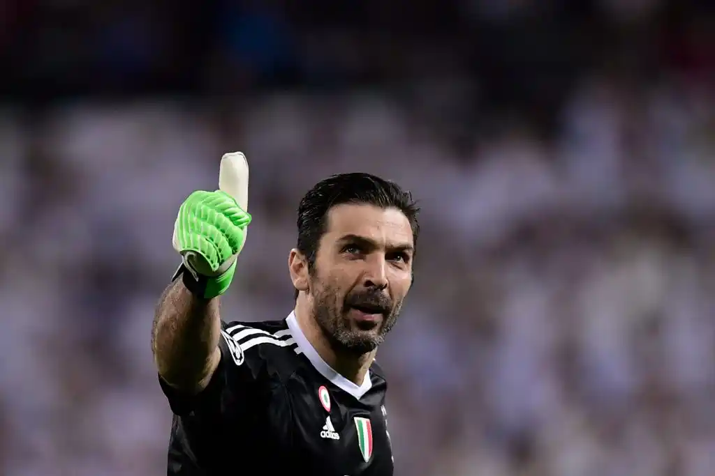 Buffon se va de París Saint Germain