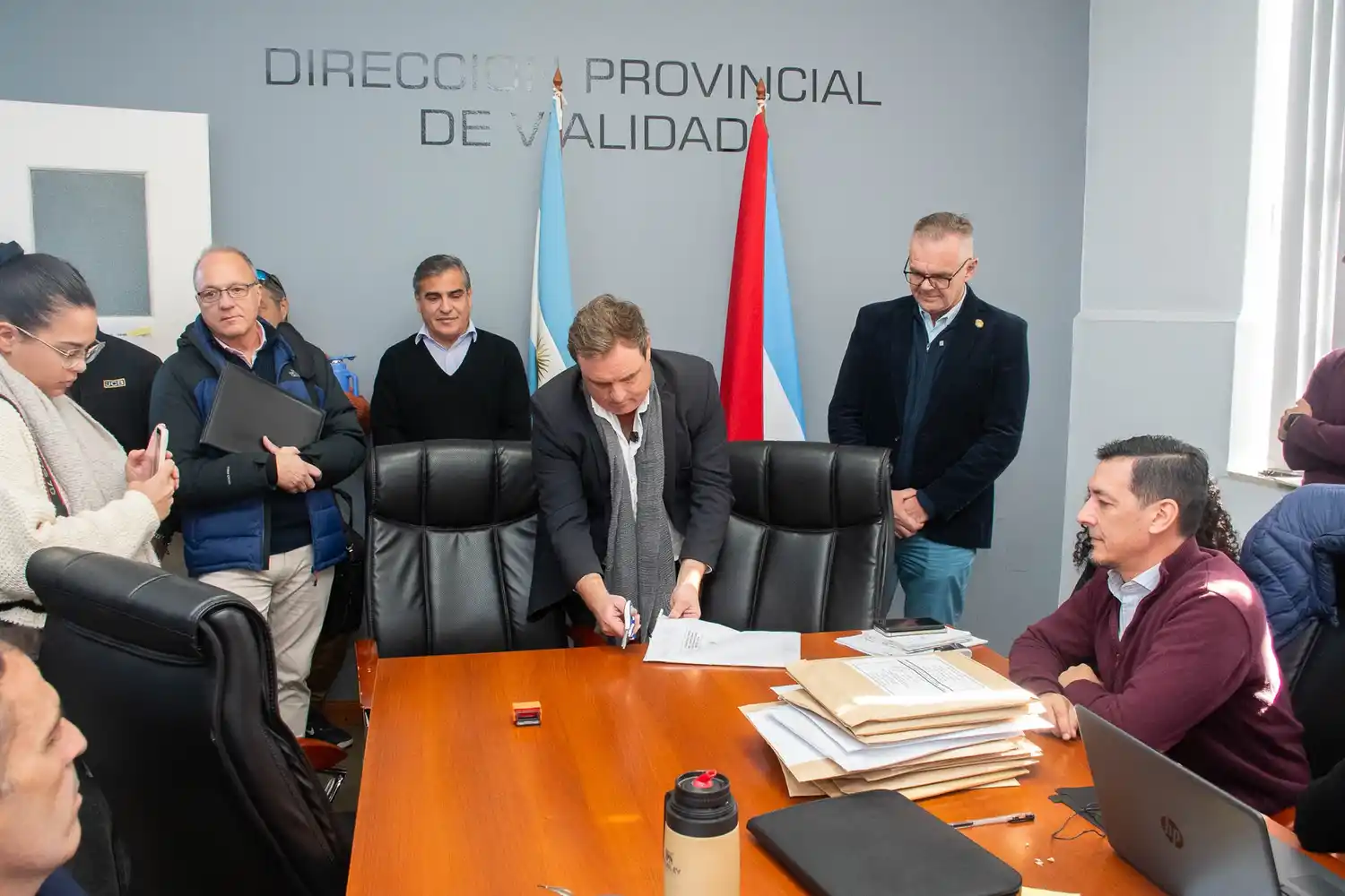 Entre Ríos invierte en maquinaria vial para reforzar la infraestructura provincial