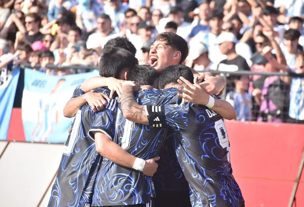 El festejo del Seleccionado Sub-19 en el festejo ante Uruguay