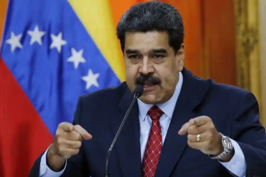 Venezuela acusa a Facebook de “totalitarismo digital” luego de bloquear a Maduro