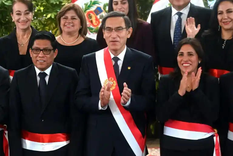 El 90 por ciento de los peruanos apoya la disolución del Congreso