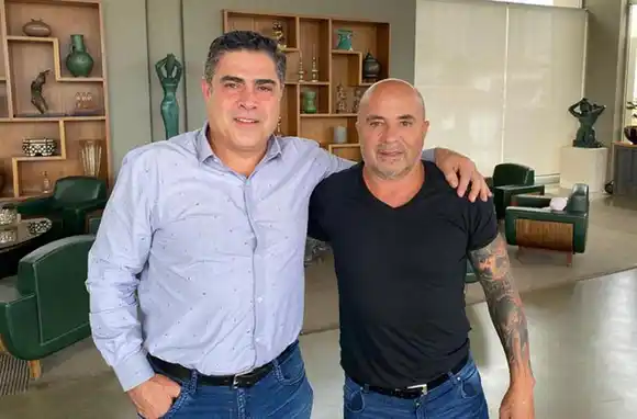 Sampaoli tendrá su segunda experiencia en Brasil: dirigirá al Atlético Mineiro