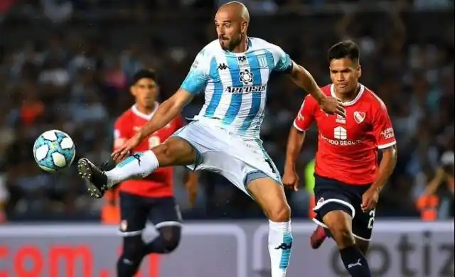 Racing le ganó un clásico histórico a Independiente y lo dejó con la moral en el piso