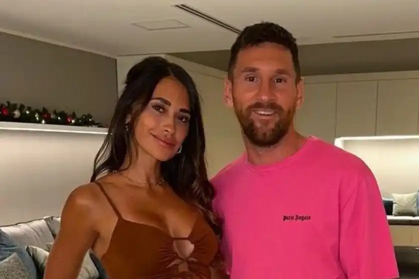 Messi recibió el 2024 en Funes junto a su familia