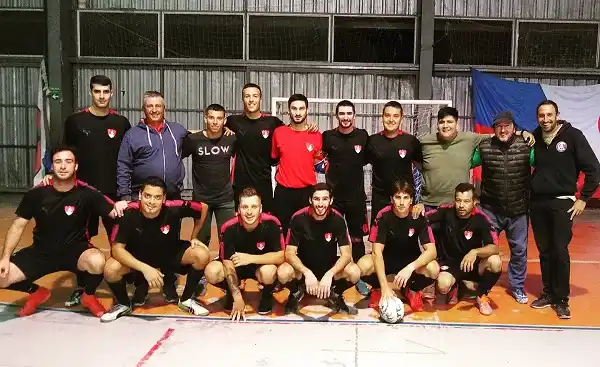 Sin mayores sorpresas arrancó el domingo la Copa Gualeguaychú