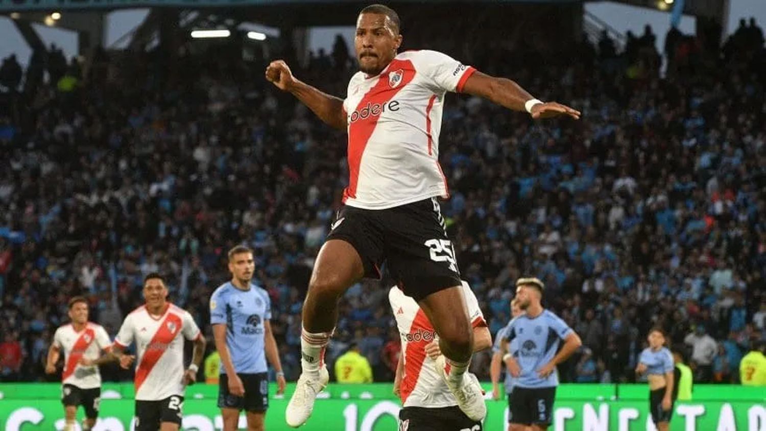 River y un triunfo agónico ante Belgrano para pasar a semifinales