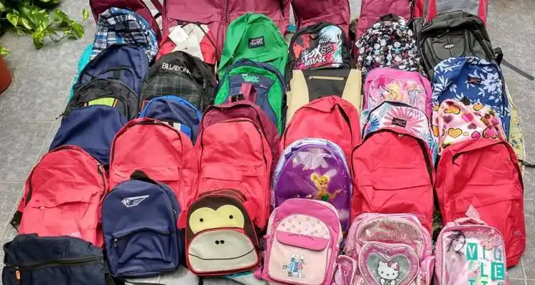 Proyecto Mochi: 164 mochilas completas fueron donadas a alumnos de seis escuelas primarias