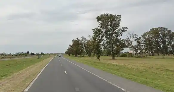 Emboscada en Santo Tomé: pusieron escombros sobre la autopista y asaltaron a un camionero