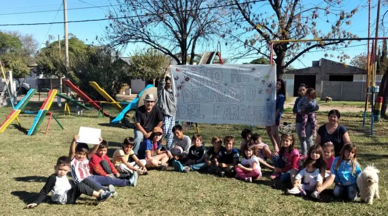 En Lincoln quieren construir un edificio en un parque para niños y el reclamo ya llegó al Concejo Deliberante
