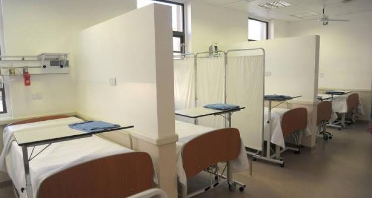 Adolescente de 17 años fue baleada en la puerta de su casa