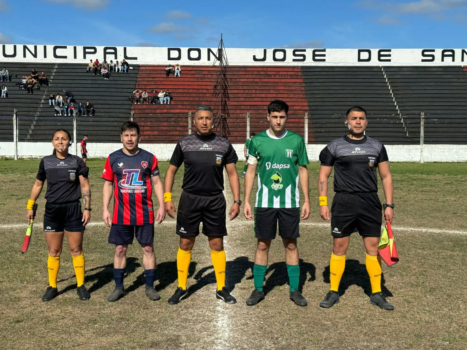 La Esperanza y Rivadavia empataron en el partido de ida de la Promoción.