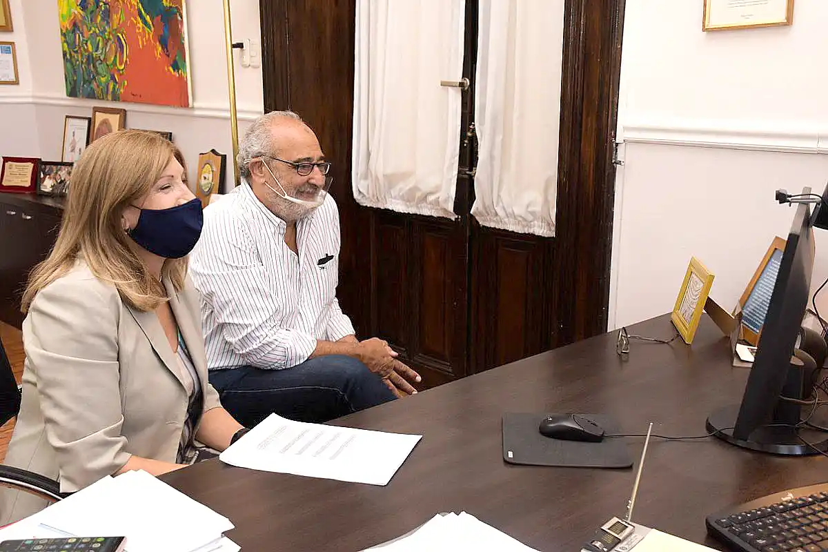 Se entregaron aportes  a las Juntas de Gobierno de Britos-Parera y Perdices