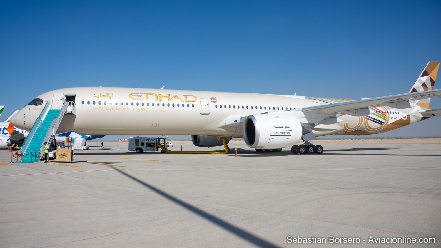 Etihad Airways presenta el nuevo Airbus A350 «Sustainability50»