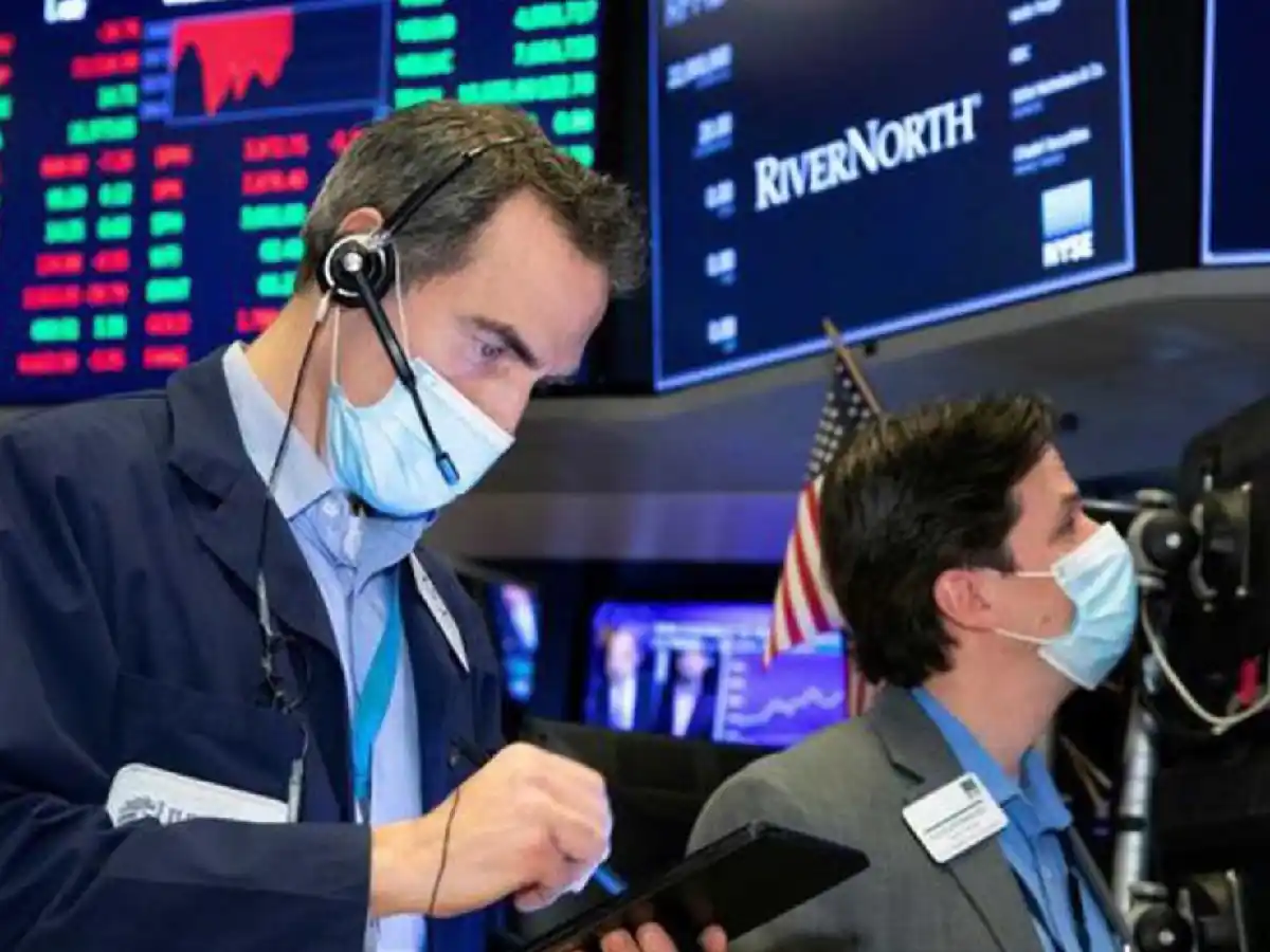 El riesgo país rompió otro récord y el BCRA debió vender más dólares