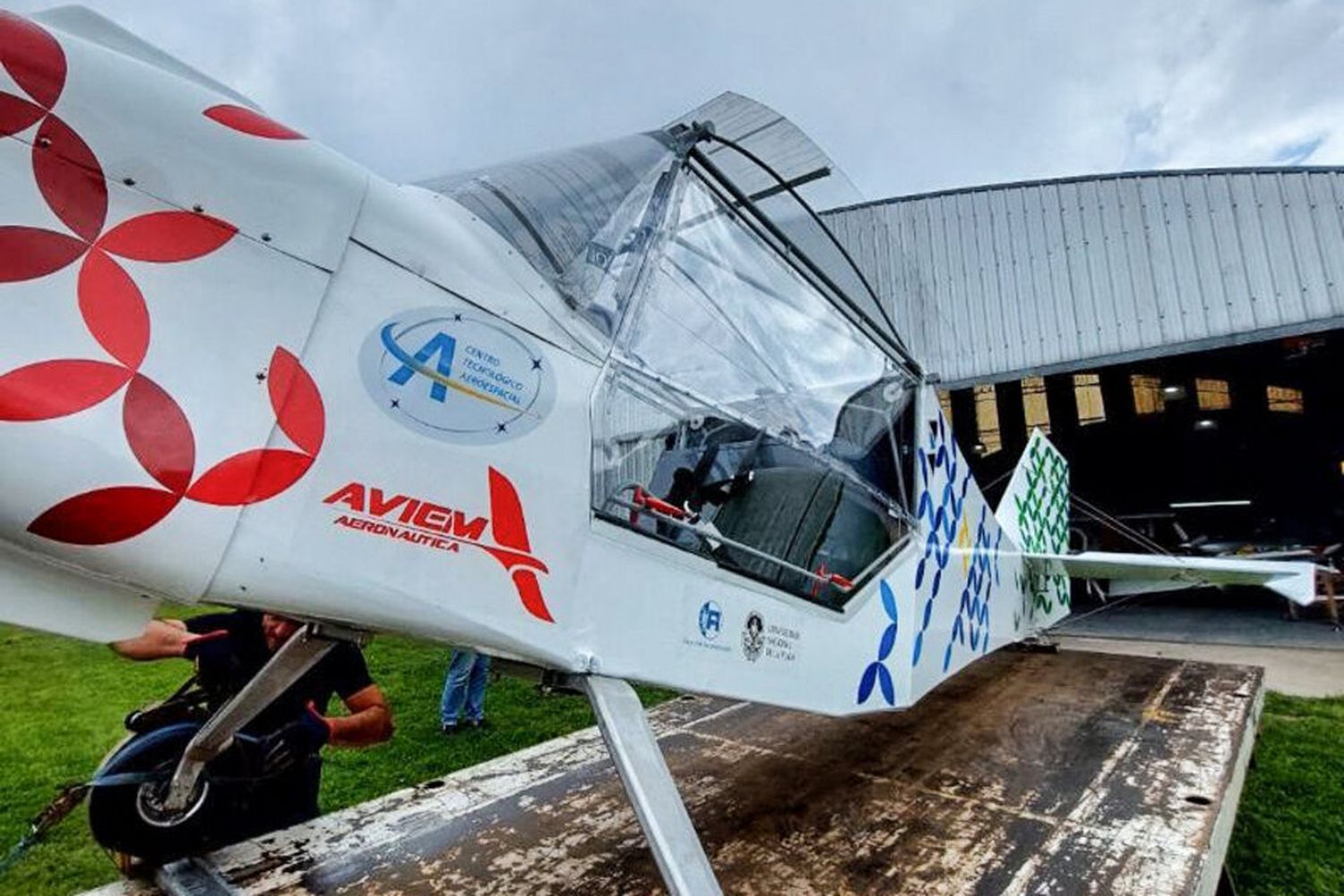 La UNLP desarrolla el primer avión eléctrico de la Argentina