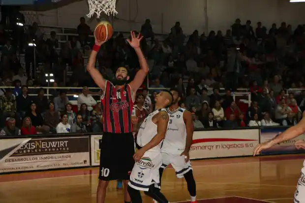 Central derrotó a Atlético Tala y forzó un cuarto partido 