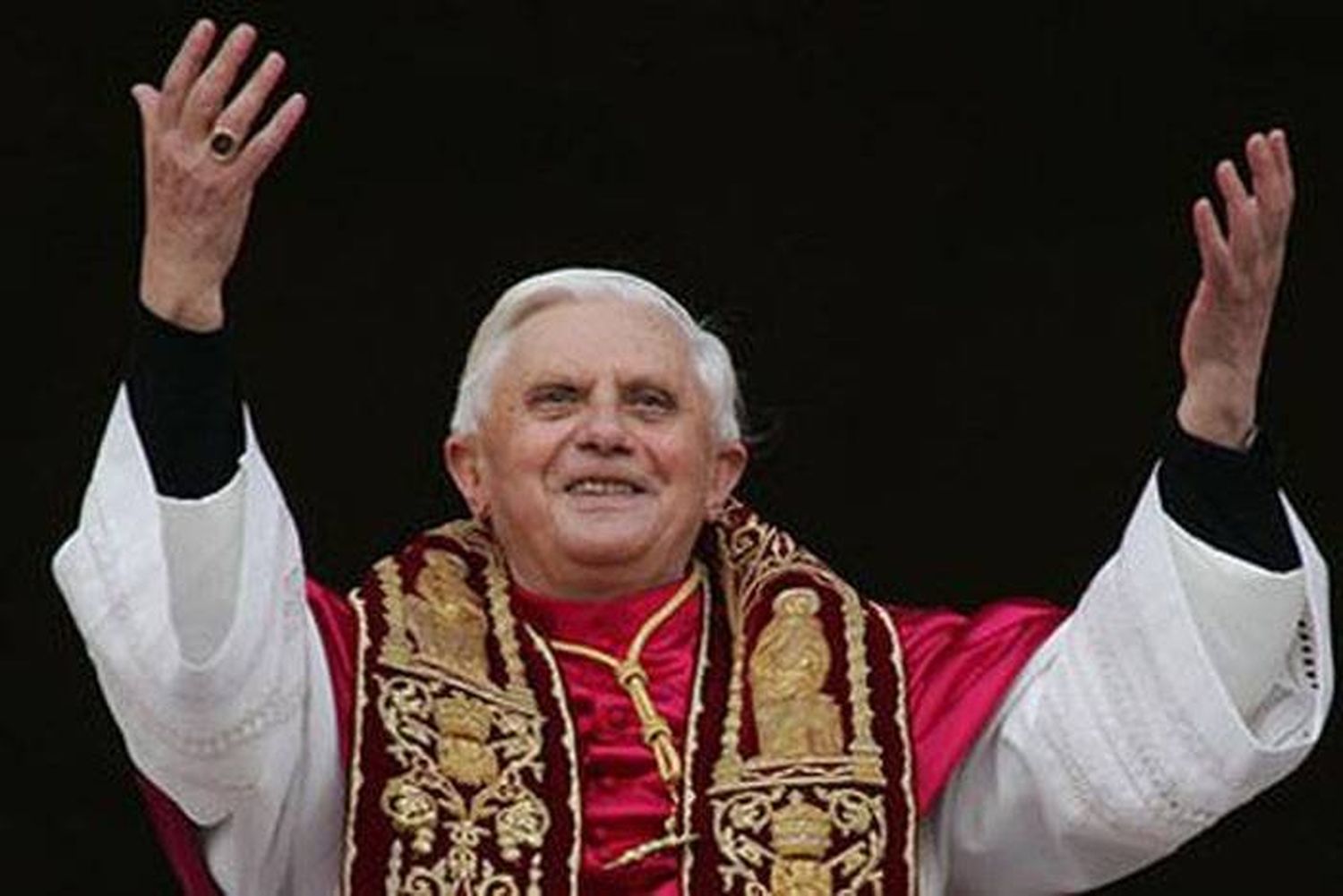 Benedicto XVI pide perdón a las víctimas de abusos