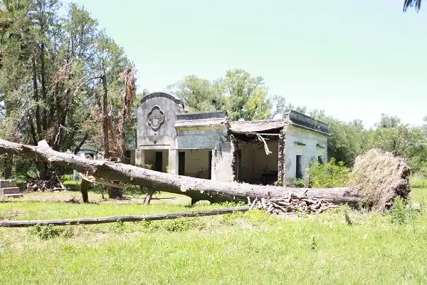 "Si el Municipio no va a cumplir con las ordenanzas que las deroguen", recriminó una vecina de Las Piedras