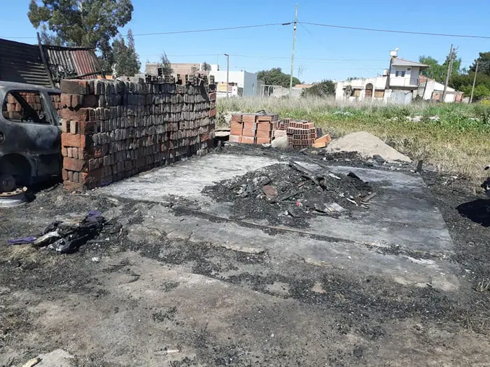 Familia busca reconstruir su hogar, tras sufrir un incendio