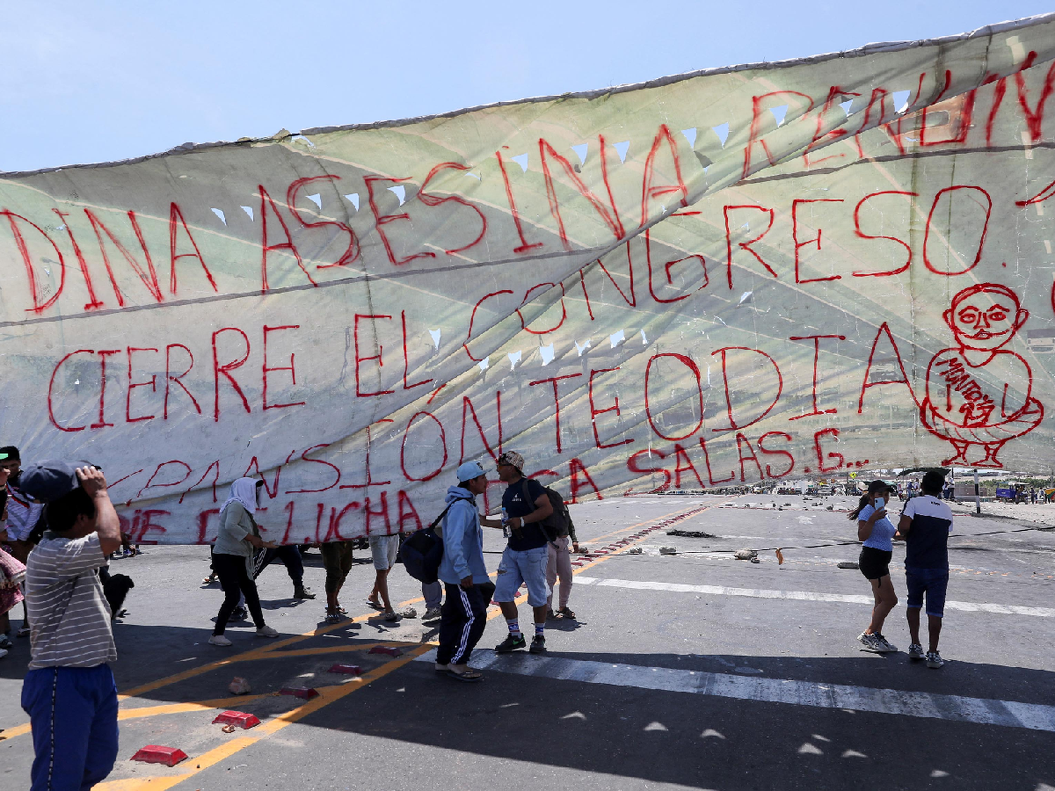 Perú: al menos doce muertos en la peor jornada de protestas antigubernamentales