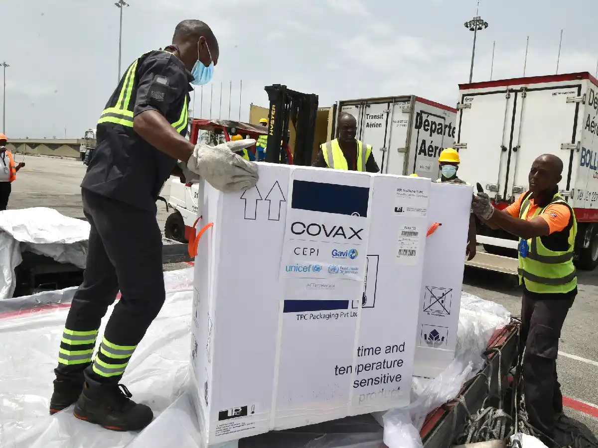 Se suman voces para liberar las patentes de vacunas