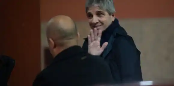 Caputo advirtió a gobernadores e intendentes que aumenten los impuestos